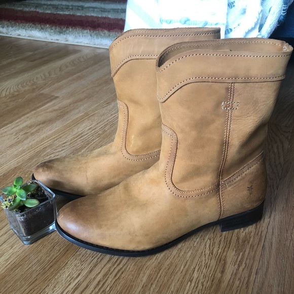 Frye Cara short riding boots - like new! - Picture 5 of 7